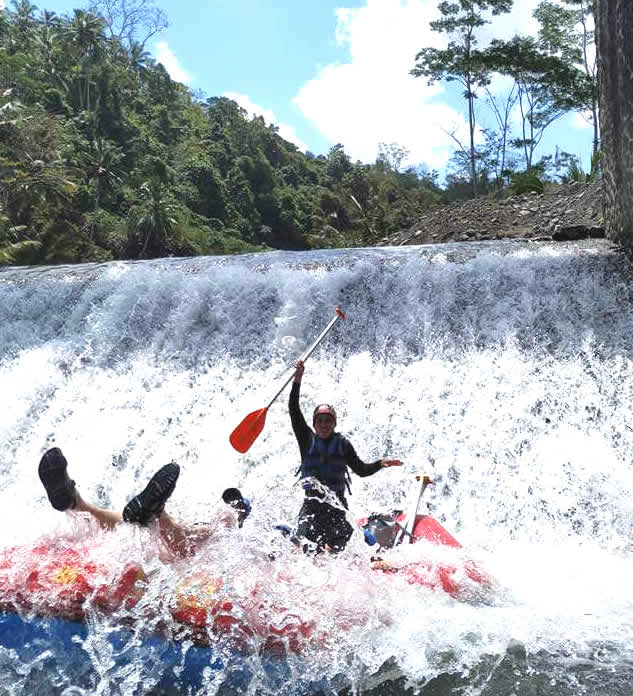 arung jeram telaga waja